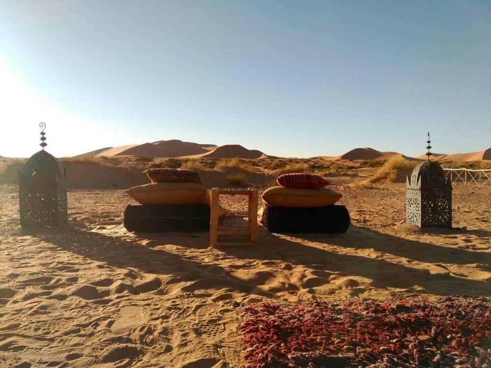 Kam Kam Dunes Merzouga Exteriör bild